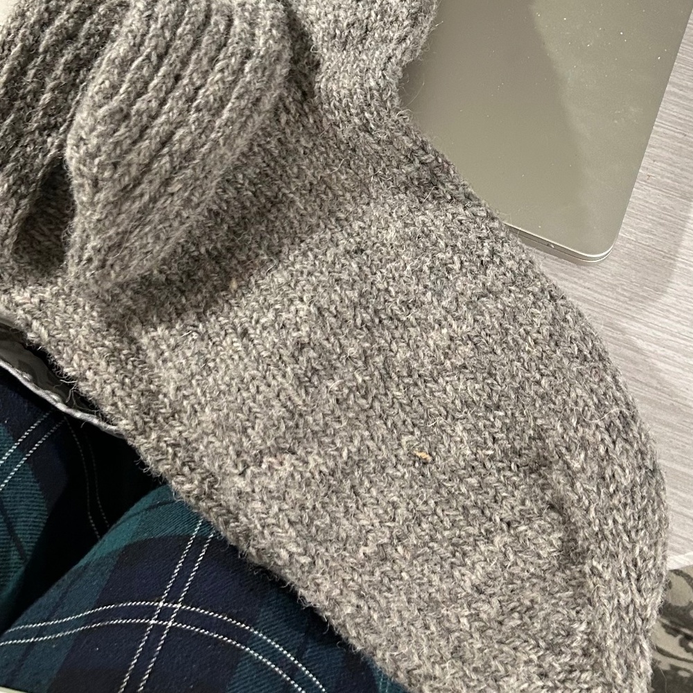 Men's Hand Kit Socks Gray Wool 20"
